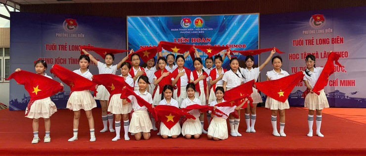 Ngày hội "Thiếu nhi tiến bước lên Đoàn" năm 2026 sôi nổi, sáng tạo, đậm đà bản sắc- Ảnh 2.