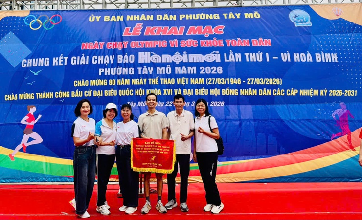 Phường Tây Mỗ: Trên 500 người tham gia Ngày chạy Olympic vì sức khỏe toàn dân

- Ảnh 13.