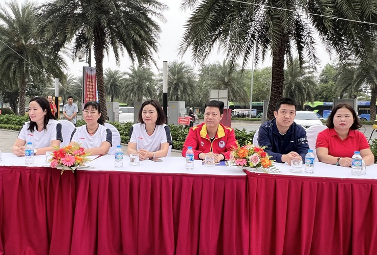 Phường Tây Mỗ: Trên 500 người tham gia Ngày chạy Olympic vì sức khỏe toàn dân

- Ảnh 1.