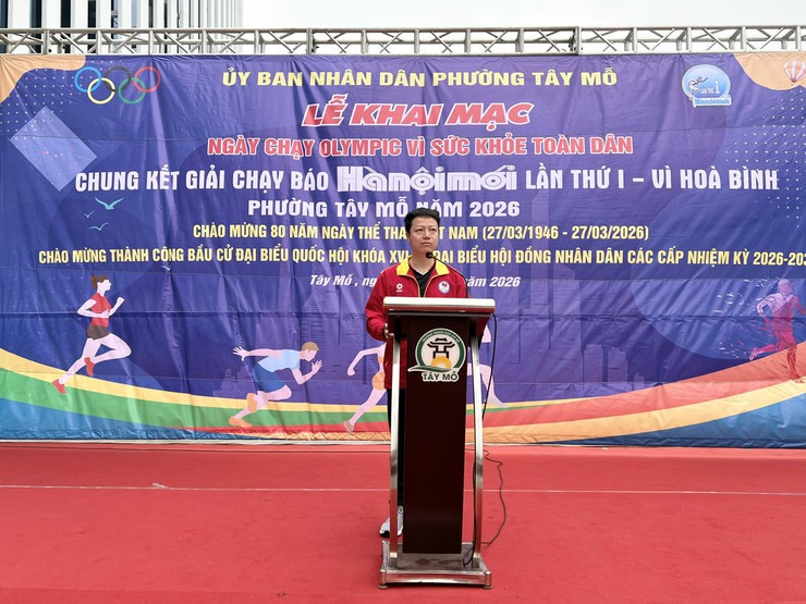 Phường Tây Mỗ: Trên 500 người tham gia Ngày chạy Olympic vì sức khỏe toàn dân

- Ảnh 2.