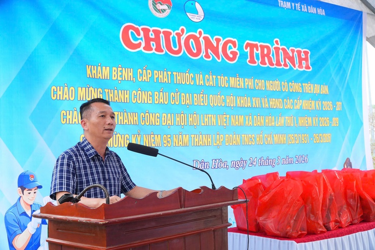 CHƯƠNG TRÌNH KHÁM BỆNH, CẤP PHÁT THUỐC, CẮT TÓC MIỄN PHÍ CHO NGƯỜI CÓ CÔNG- Ảnh 5.