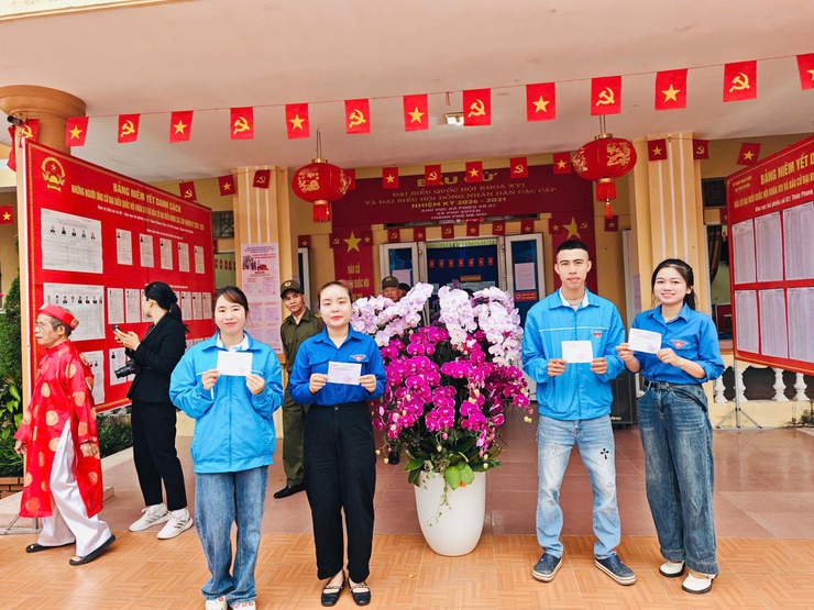 Tuổi trẻ xã Phú Xuyên: Lan tỏa tinh thần xung kích, sáng tạo, tình nguyện vì cộng đồng- Ảnh 1.