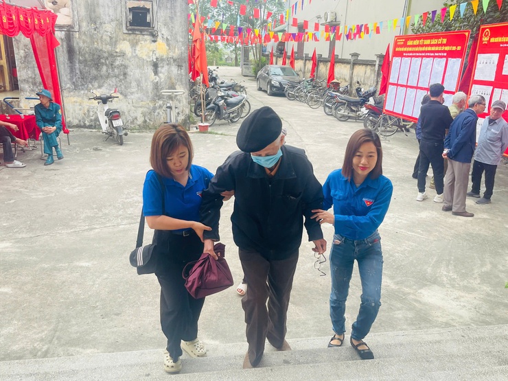 Tuổi trẻ xã Phú Xuyên: Lan tỏa tinh thần xung kích, sáng tạo, tình nguyện vì cộng đồng- Ảnh 3.