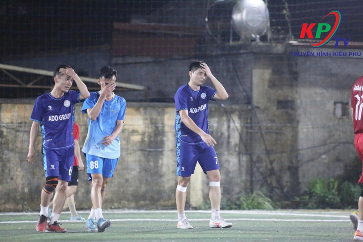 ĐỘI BÓNG CƠ QUAN UBND XÃ KIỀU PHÚ GIAO LƯU BÓNG ĐÁ VỚI ĐỘI BÓNG BÁO CHÍ- Ảnh 6.