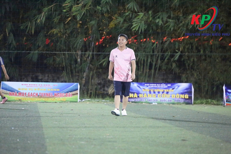 ĐỘI BÓNG CƠ QUAN UBND XÃ KIỀU PHÚ GIAO LƯU BÓNG ĐÁ VỚI ĐỘI BÓNG BÁO CHÍ- Ảnh 4.