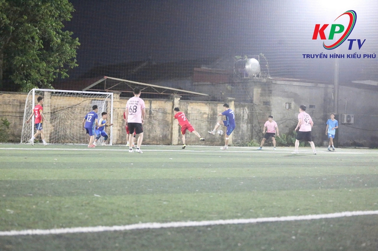ĐỘI BÓNG CƠ QUAN UBND XÃ KIỀU PHÚ GIAO LƯU BÓNG ĐÁ VỚI ĐỘI BÓNG BÁO CHÍ- Ảnh 3.