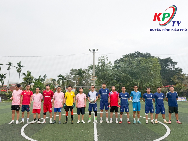 ĐỘI BÓNG CƠ QUAN UBND XÃ KIỀU PHÚ GIAO LƯU BÓNG ĐÁ VỚI ĐỘI BÓNG BÁO CHÍ- Ảnh 2.