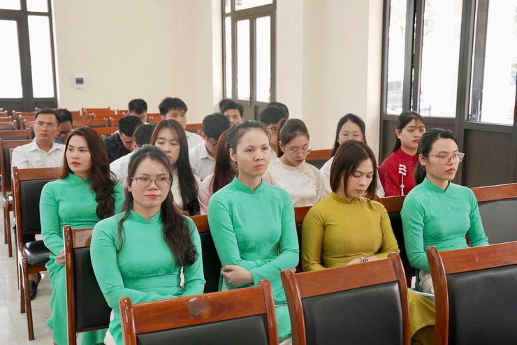 Hội nghị cán bộ, công chức, viên chức và người lao động cơ quan UBND xã Thiên Lộc năm 2026- Ảnh 7.