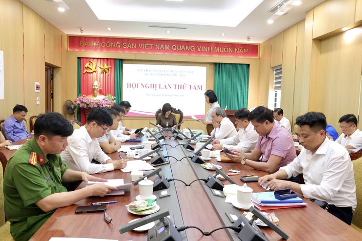 Ban Chấp hành Đảng bộ xã Thư Lâm khoá I, nhiệm kỳ 2025—2030 tổ chức Hội nghị lần thứ Tám- Ảnh 1.