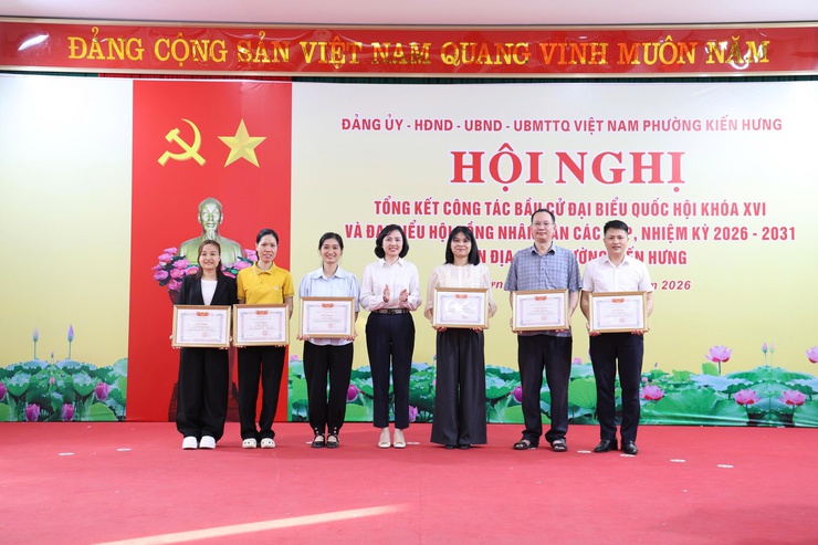 Kiến Hưng tổng kết công tác bầu cử, tỷ lệ cử tri đi bầu đạt 99,67%- Ảnh 6.