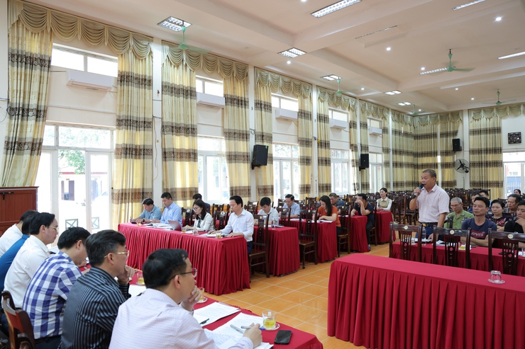 Hội nghị đối thoại giữa Cấp ủy, Chính quyền, Mặt trận tổ quốc xã Phú Nghĩa với các hộ dân thôn Đồi 1 có đất thu hồi thực hiện Dự án cải tạo, nâng cấp Quốc lộ 6 đoạn Ba La – Xuân Mai- Ảnh 3.