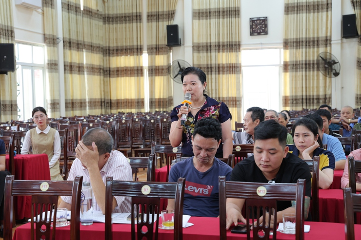 Hội nghị đối thoại giữa Cấp ủy, Chính quyền, Mặt trận tổ quốc xã Phú Nghĩa với các hộ dân thôn Đồi 1 có đất thu hồi thực hiện Dự án cải tạo, nâng cấp Quốc lộ 6 đoạn Ba La – Xuân Mai- Ảnh 7.