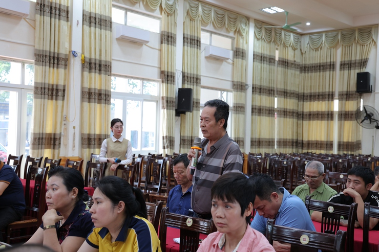 Hội nghị đối thoại giữa Cấp ủy, Chính quyền, Mặt trận tổ quốc xã Phú Nghĩa với các hộ dân thôn Đồi 1 có đất thu hồi thực hiện Dự án cải tạo, nâng cấp Quốc lộ 6 đoạn Ba La – Xuân Mai- Ảnh 6.