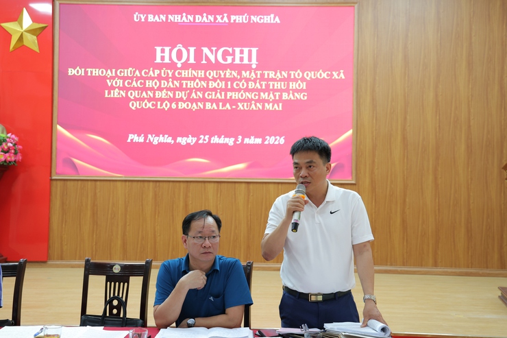 Hội nghị đối thoại giữa Cấp ủy, Chính quyền, Mặt trận tổ quốc xã Phú Nghĩa với các hộ dân thôn Đồi 1 có đất thu hồi thực hiện Dự án cải tạo, nâng cấp Quốc lộ 6 đoạn Ba La – Xuân Mai- Ảnh 10.