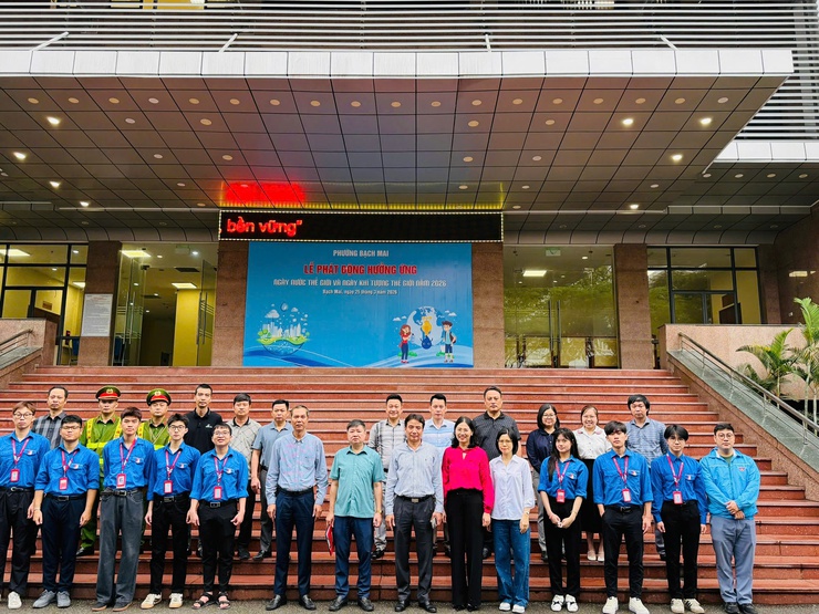 PHƯỜNG BẠCH MAI HƯỞNG ỨNG NGÀY NƯỚC THẾ GIỚI VÀ NGÀY KHÍ TƯỢNG THẾ GIỚI NĂM 2026.
- Ảnh 1.