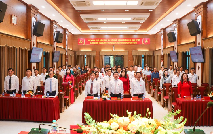 Quốc Oai tổ chức thành công Kỳ họp thứ nhất HĐND xã khóa II, nhiệm kỳ 2026–2031- Ảnh 1.