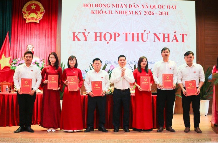 Quốc Oai tổ chức thành công Kỳ họp thứ nhất HĐND xã khóa II, nhiệm kỳ 2026–2031- Ảnh 10.