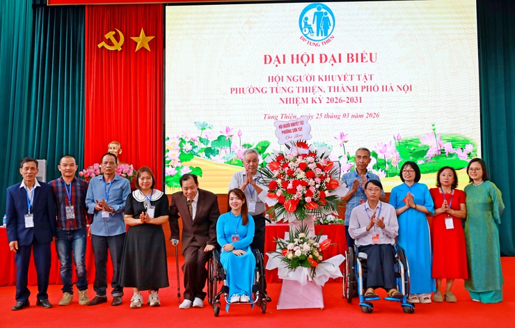 
Đại hội Đại biểu Người khuyết tật phường Tùng Thiện lần thứ I, nhiệm kỳ 2026- 2031 - Lan tỏa thông điệp về bình đẳng, hòa nhập và nghị lực sống- Ảnh 6.