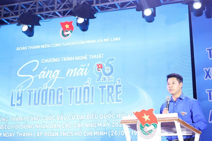 Thắp lửa lý tưởng - Tuổi trẻ Mê Linh tỏa sáng trong đêm nghệ thuật ý nghĩa- Ảnh 3.