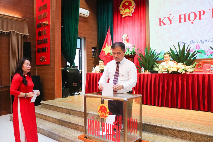 Quốc Oai tổ chức thành công Kỳ họp thứ nhất HĐND xã khóa II, nhiệm kỳ 2026–2031- Ảnh 13.