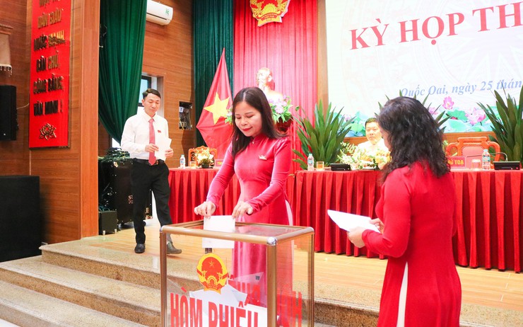 Quốc Oai tổ chức thành công Kỳ họp thứ nhất HĐND xã khóa II, nhiệm kỳ 2026–2031- Ảnh 18.