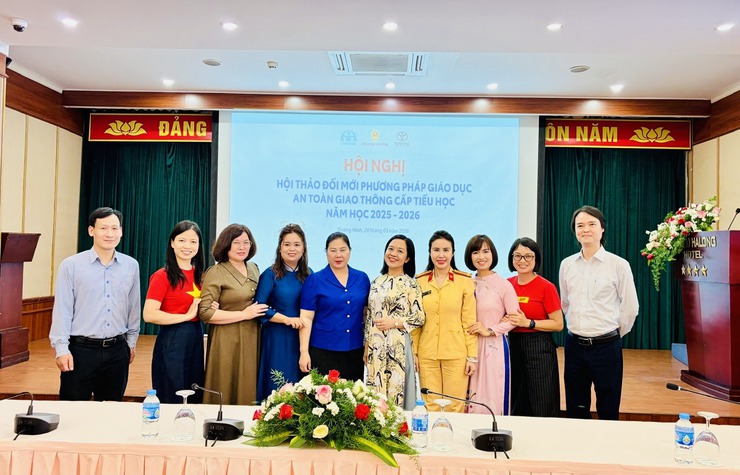 AN TOÀN GIAO THÔNG - VÌ NHỮNG HÀNH TRÌNH HẠNH PHÚC- Ảnh 3.