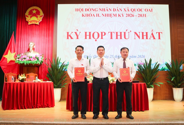 Quốc Oai tổ chức thành công Kỳ họp thứ nhất HĐND xã khóa II, nhiệm kỳ 2026–2031- Ảnh 6.