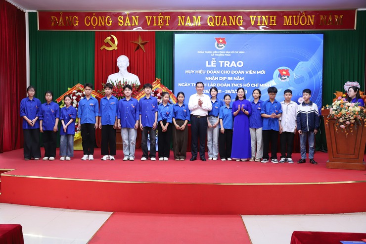 Đoàn thanh niên cộng sản Hồ Chí Minh xã Thượng Phúc kỷ niệm 95 năm Ngày thành lập Đoàn TNCS Hồ Chí Minh- Ảnh 6.