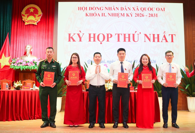 Quốc Oai tổ chức thành công Kỳ họp thứ nhất HĐND xã khóa II, nhiệm kỳ 2026–2031- Ảnh 7.