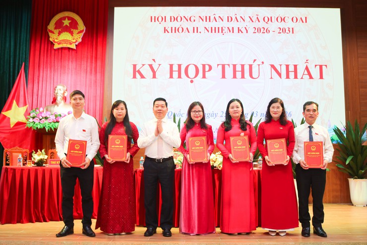 Quốc Oai tổ chức thành công Kỳ họp thứ nhất HĐND xã khóa II, nhiệm kỳ 2026–2031- Ảnh 8.