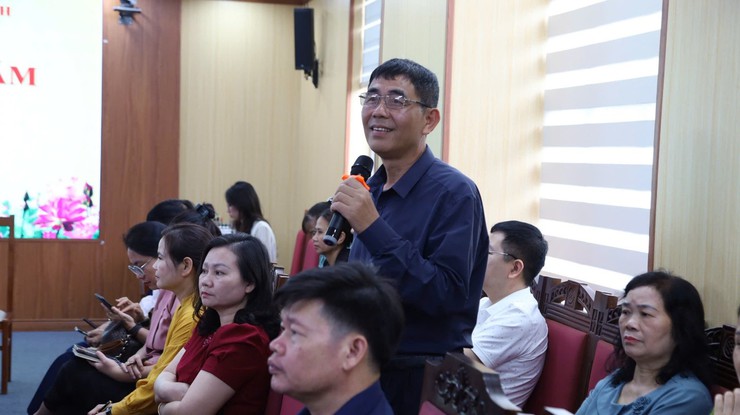 Hội nghị Ban Chấp hành Đảng bộ xã Quang Minh
 lần thứ V- Ảnh 5.