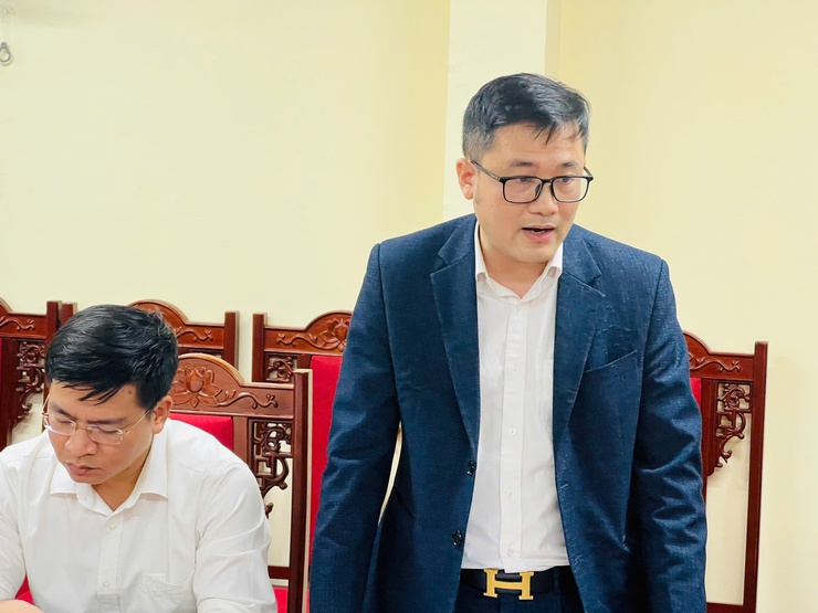 UBND xã tổ chức hội nghị làm việc với Phòng Kinh tế và các chủ đầu tư hạ tầng cụm công nghiệp trên địa bàn- Ảnh 4.