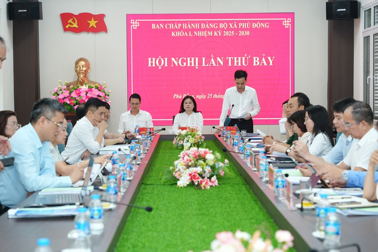 Hội nghị lần thứ 7 Ban chấp hành Đảng bộ xã Phù Đổng khóa I, nhiệm kỳ 2025-2030- Ảnh 3.