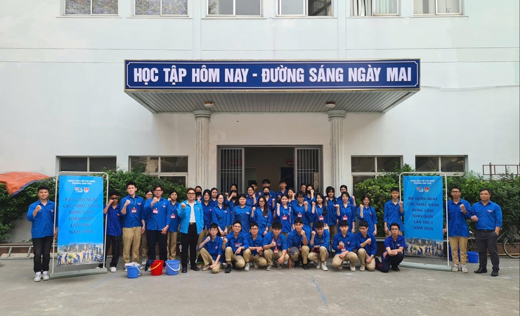 ĐOÀN VIÊN PHƯỜNG KIM LIÊN RA QUÂN “NGÀY CHỦ NHẬT XANH” LẦN I NĂM 2026- Ảnh 1.