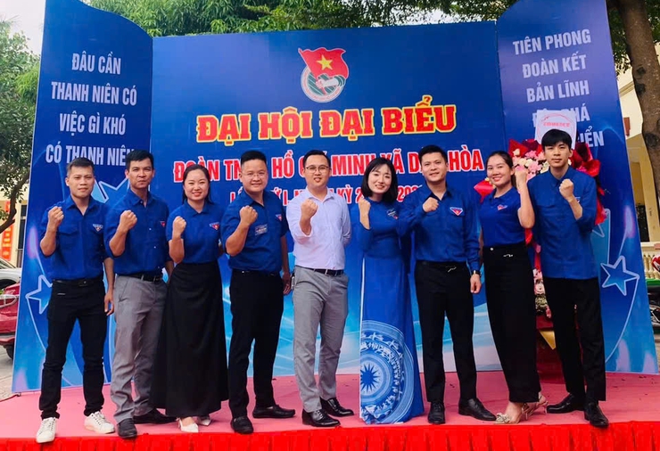 CÔ GIÁO NGUYỄN THỊ HẠNH – NGỌN LỬA NHIỆT HUYẾT, LAN TỎA KHÁT VỌNG CỐNG HIẾN CỦA TUỔI TRẺ DÂN HOÀ- Ảnh 6.