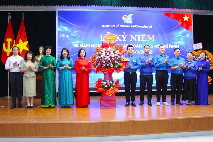 Đoàn phường long trọng tổ chức Lễ kỷ niệm 95 năm Ngày thành lập đoàn TNCS Hồ Chí Minh (26/3/1931-26/3/2026)- Ảnh 4.