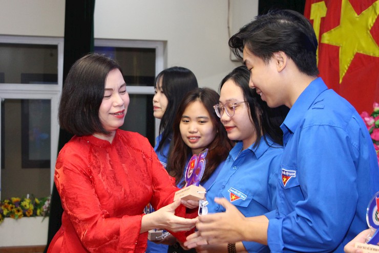 Đoàn phường long trọng tổ chức Lễ kỷ niệm 95 năm Ngày thành lập đoàn TNCS Hồ Chí Minh (26/3/1931-26/3/2026)- Ảnh 3.