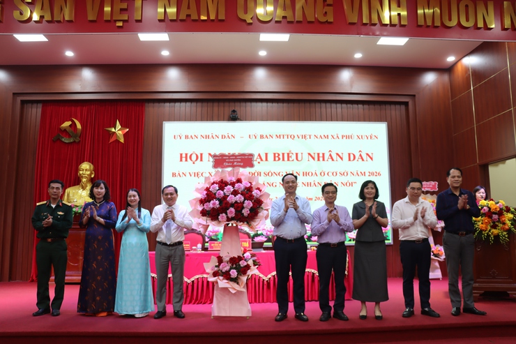 Hội nghị Đại biểu Nhân dân bàn việc xây dựng đời sống văn hoá ở cơ sở và thực hiện “Lắng nghe Nhân dân nói”- Ảnh 2.