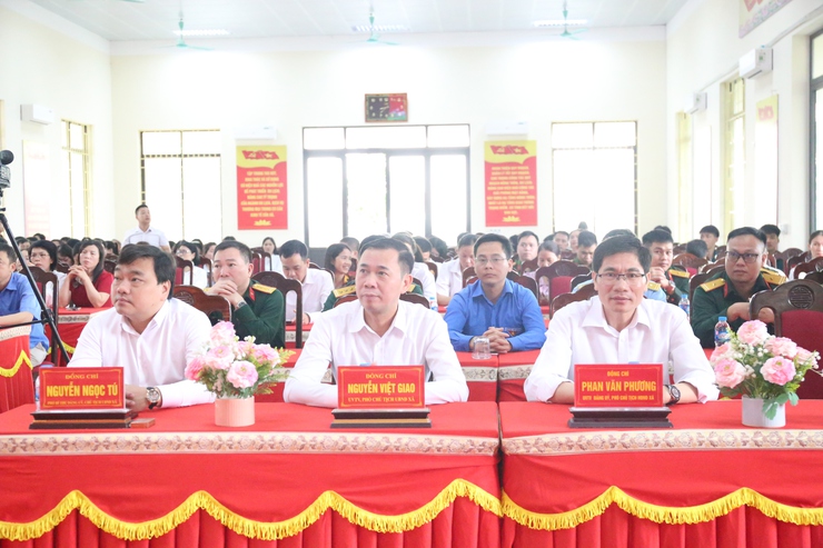 Xã Bất Bạt tổng kết bầu cử, công bố 23 đại biểu HĐND khóa II với tỷ lệ cử tri đi bầu đạt 100%- Ảnh 2.