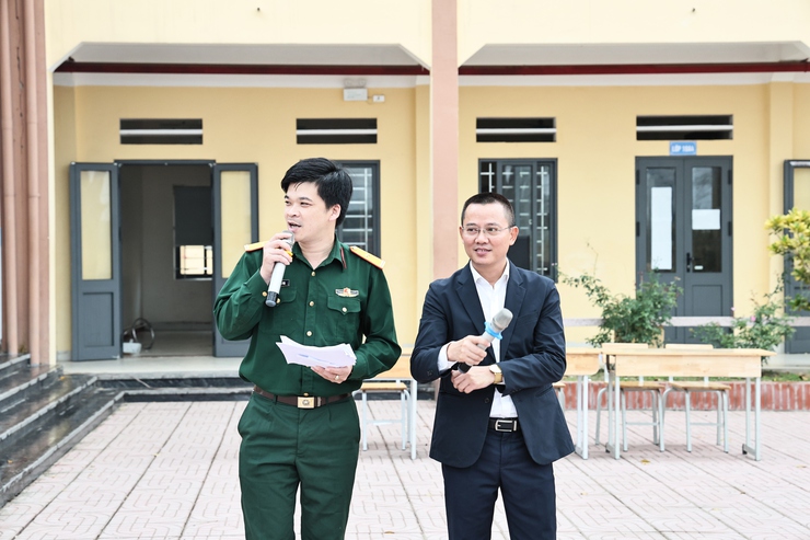 ĐOÀN THANH NIÊN XÃ HOÀ XÁ ĐỒNG HÀNH CÙNG THANH NIÊN TRONG CHƯƠNG TRÌNH TƯ VẤN HƯỚNG NGHIỆP NĂM 2026- Ảnh 4.