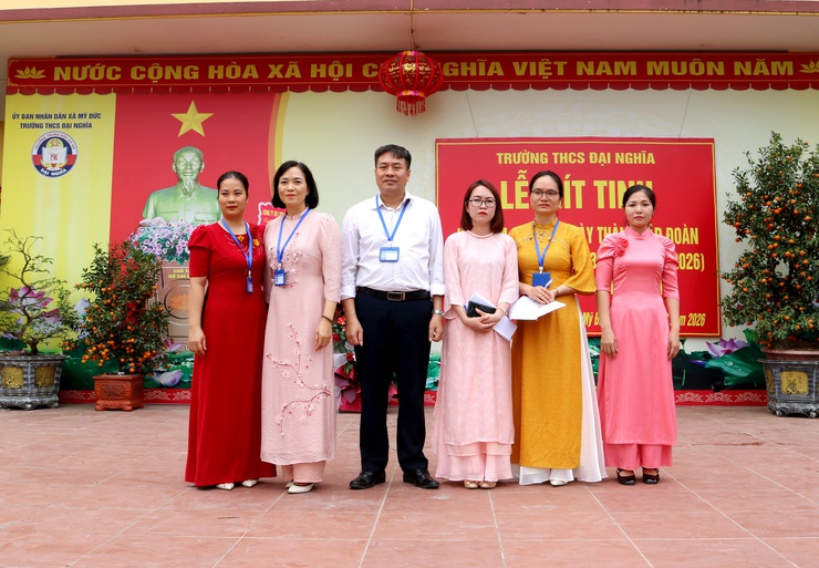 Trường THCS Đại Nghĩa tổ chức Lễ mít tinh kỷ niệm 95 năm ngày thành lập đoàn TNCS Hồ Chí Minh- Ảnh 8.