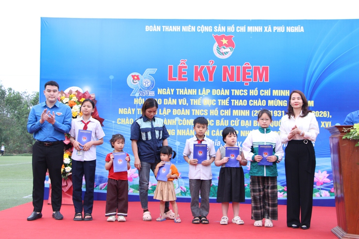 Phú Nghĩa: Sôi nổi Lễ kỷ niệm 95 năm ngày thành lập Đoàn TNCS Hồ Chí Minh- Ảnh 20.