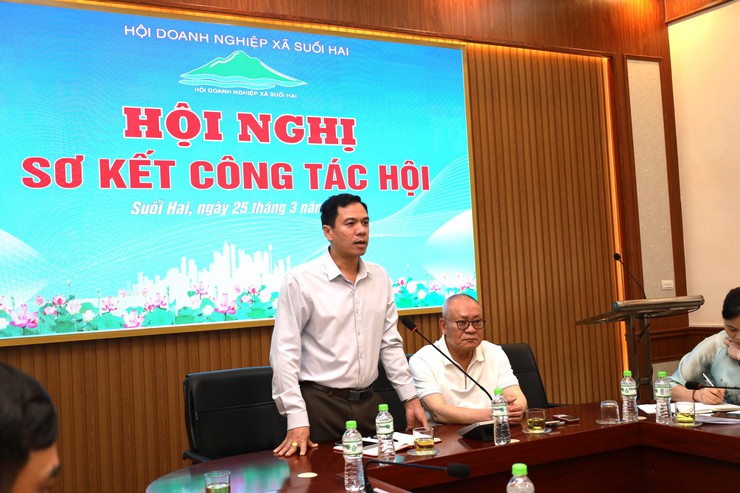 Hội Doanh nghiệp xã Suối Hai sơ kết hoạt động, kết nạp hội viên mới và tăng cường đồng hành cùng doanh nghiệp- Ảnh 2.