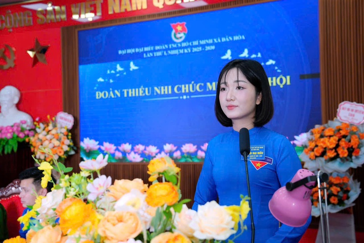 CÔ GIÁO NGUYỄN THỊ HẠNH – NGỌN LỬA NHIỆT HUYẾT, LAN TỎA KHÁT VỌNG CỐNG HIẾN CỦA TUỔI TRẺ DÂN HOÀ- Ảnh 1.