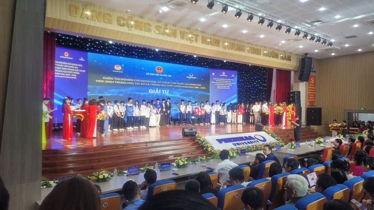 VINH DANH TRÍ TUỆ TRẺ THANH TRÌ – TỎA SÁNG TRÊN ĐẤU TRƯỜNG QUỐC GIA- Ảnh 8.