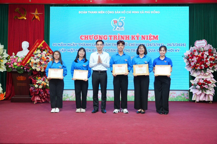 Đoàn thanh niên xã Phù Đổng kỷ niệm 95 ngày thành lập Đoàn 26/3/1931 – 26/3/2026 - Ảnh 10.