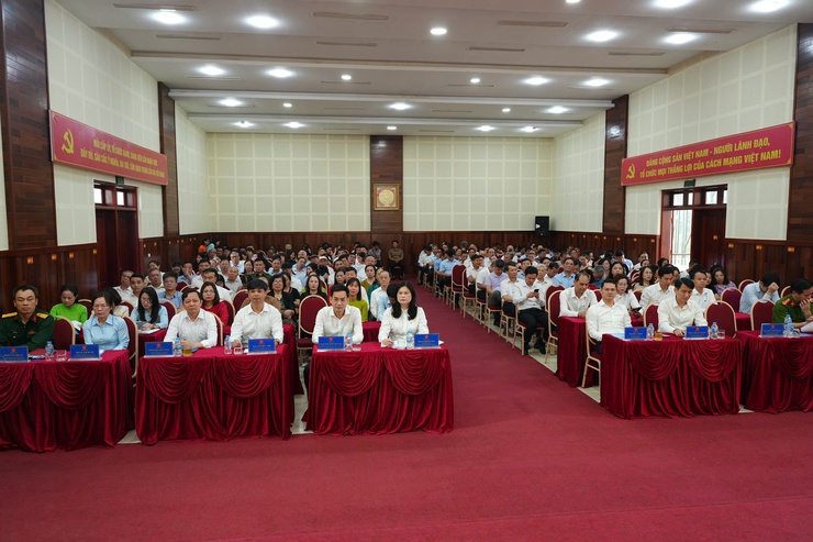 Ủy ban bầu cử xã Phù Đổng đã tổng kết cuộc bầu cử đại biểu Quốc hội khóa XV và đại biểu HĐND các cấp nhiệm kỳ 2026-2031- Ảnh 1.