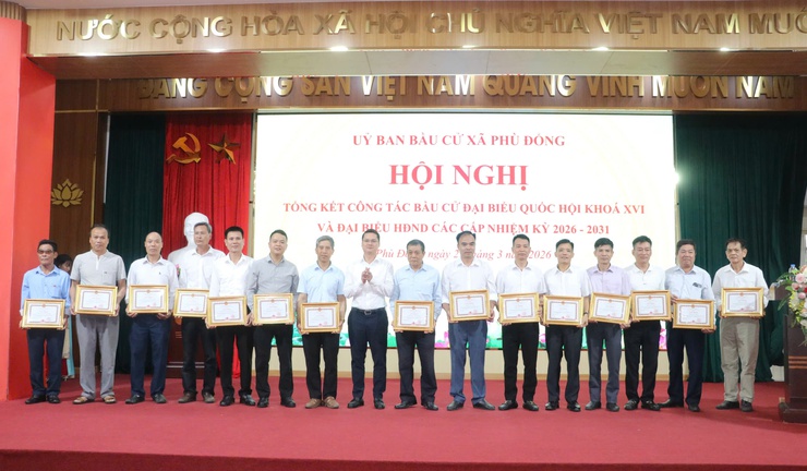 Ủy ban bầu cử xã Phù Đổng đã tổng kết cuộc bầu cử đại biểu Quốc hội khóa XV và đại biểu HĐND các cấp nhiệm kỳ 2026-2031- Ảnh 6.