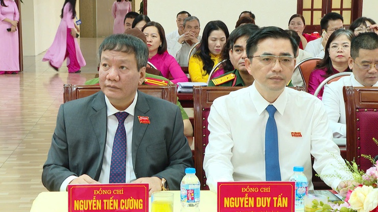 Kỳ họp thứ Nhất HĐND xã Thanh Trì: Kiện toàn nhân sự chủ chốt- Ảnh 2.