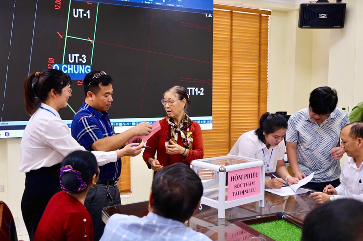 Thiên Lộc công khai, minh bạch trong bốc thăm tái định cư Dự án Cầu Thượng Cát- Ảnh 9.